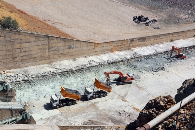 Tahtaköprü Barajı 480 bin dönüm araziyi sulayacak